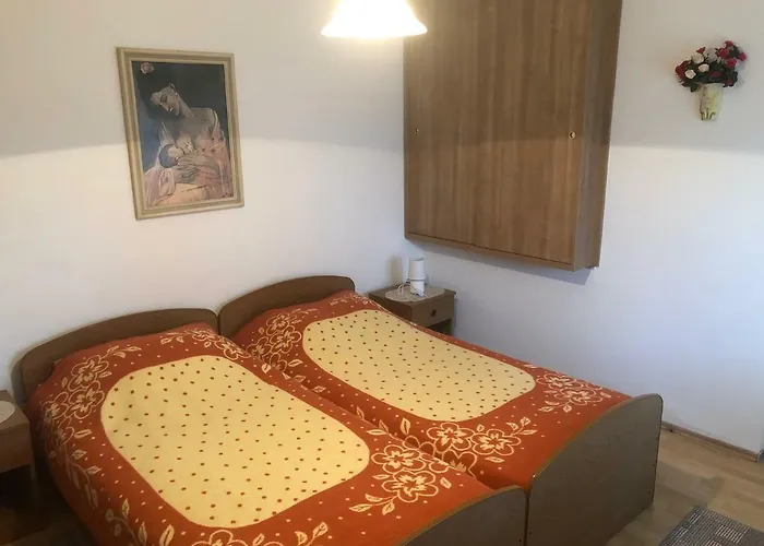 Borka 3* Οπατία